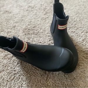 Hunter rain boots size 8
